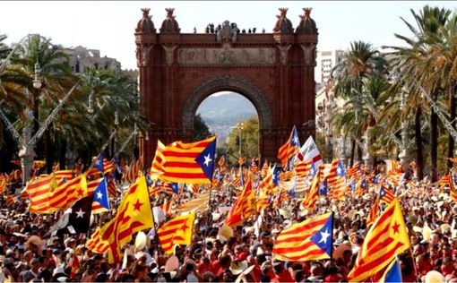 Франция не признает независимость Каталонии