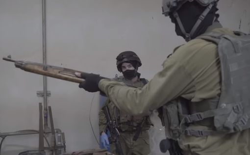 ЦАХАЛ конфисковал оружие и деньги ХАМАСа