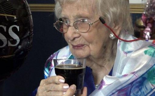 Британка связала свое 100-летие с пивом Guinness