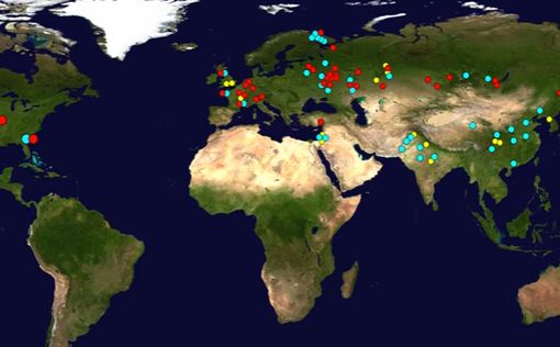 Показана карта с расположением ядерных бомб по всему миру