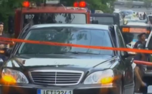 В Афинах взорвалась машина с экс-премьером Греции внутри