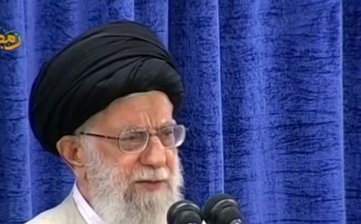 Хаменеи: "Войны с США не будет"