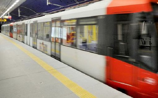 В Германии в вагоне метро распылили газ, 15 пострадавших