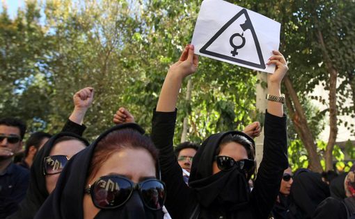 В Иране казнили девушку, защищавшуюся от насильника