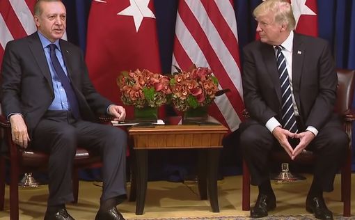 Эрдоган побеседовал с Трампом по телефону на тему Сирии