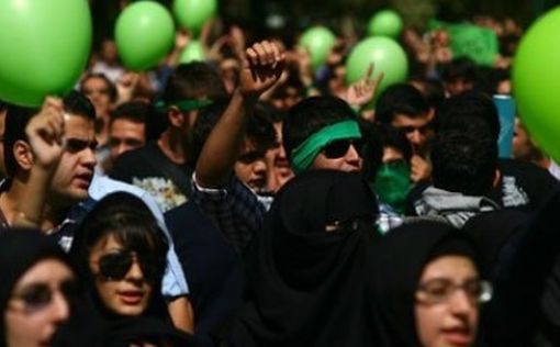 Протесты в Иране: погибли не менее 10 человек
