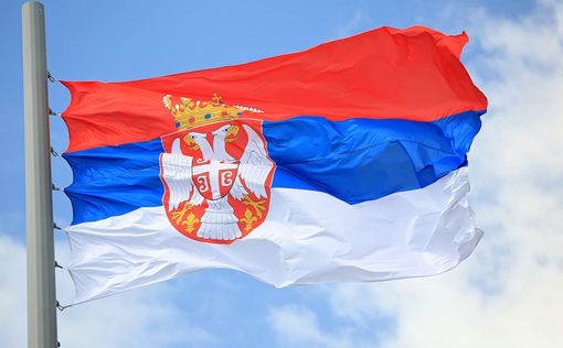 Сербия пригрозила ввести войска в Косово