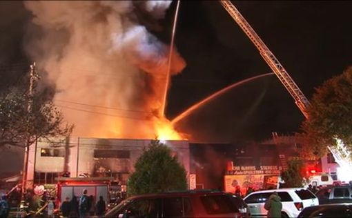 9 человек погибли при пожаре в ночном клубе в США