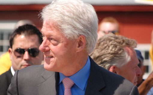 Билл Клинтон приземлился в аэропорту Бен-Гурион