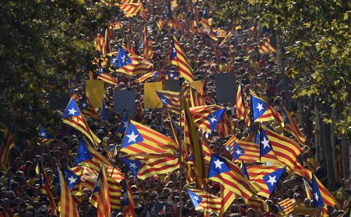 Власти Испании оспаривают в суде проведение референдума