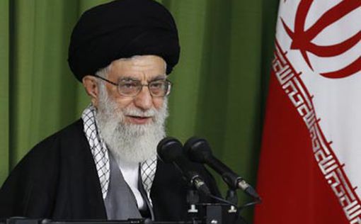 Хаменеи призывает строить в Иране экономику сопротивления