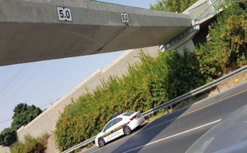 Снова: Грузовик врезался в мост на шоссе №4