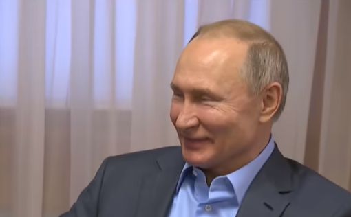 Путин: дипломаты обязаны защищать историческую правду