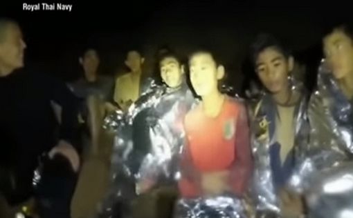 Восьмого ребенка спасли из пещеры в Таиланде