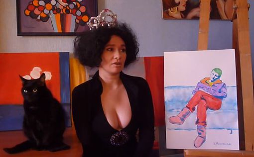 Петербуржская художница нарисовала портрет Пескова грудью