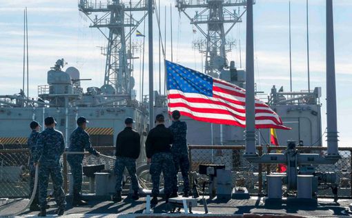 Моряков ВМС США в воды Ирана привела навигационная ошибка