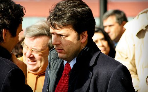 Ренци уйдет в отставку в случае поражения 4 декабря