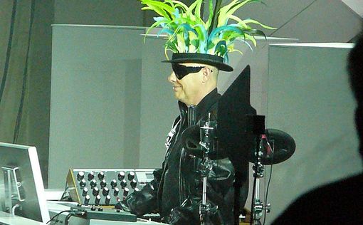 Трансвеститы ограбили Pet Shop Boys