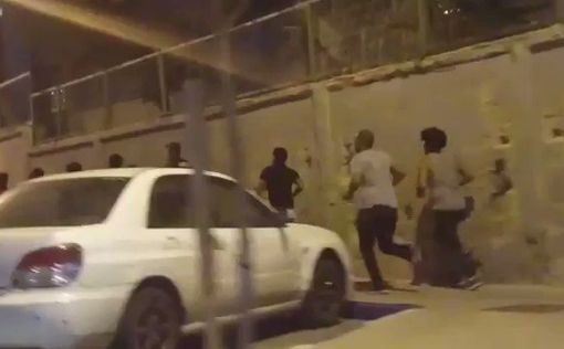 Арестованных в Тель-Авиве эритрейцев отправят в Сахароним