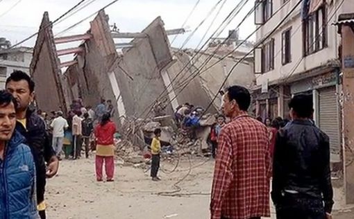 Число жертв землетрясения в Непале приближается к 700