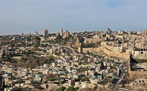 Иерусалим: с туристки взяли 10 100 шекелей за шаурму