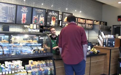 Starbucks прощается с пластиковыми соломинками