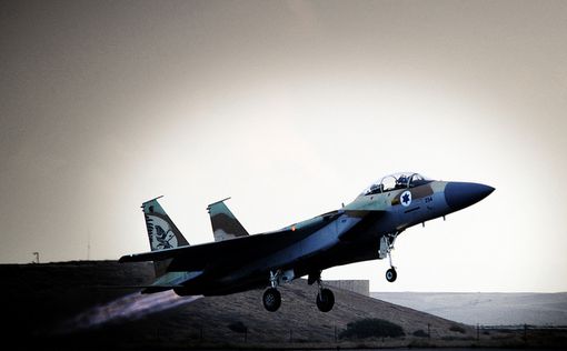 ВВС ЦАХАЛа нанесли удар в районе Рафиаха