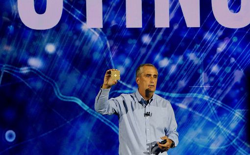 Директор Intel уходит в отставку из-за интрижки на работе