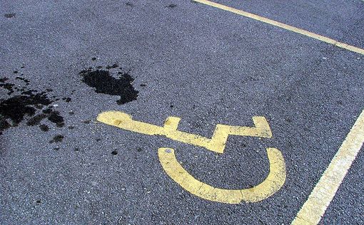 Минтранс упрощает использование инвалидного значка