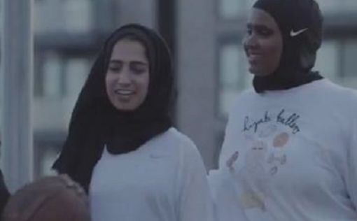 Баскетбольная команда в Канаде выпустила линию хиджабов