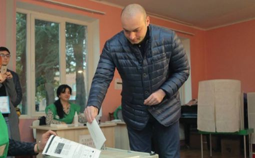 В Грузии проходят последние прямые выборы президента
