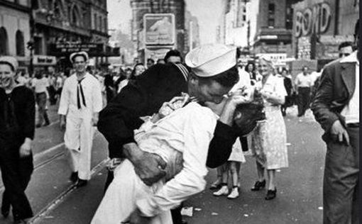 Умерла медсестра с фотографии "Поцелуй на Таймс-сквер"