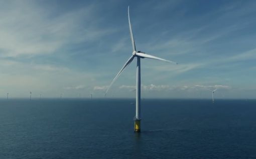 В Британии начнет работать крупная ветрянная электростанция