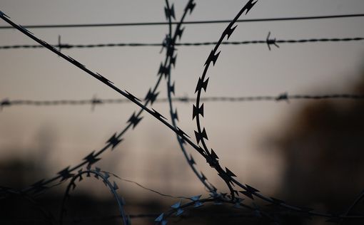Муниципалитеты к Нетаниягу: немедленно почините забор