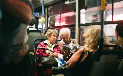 Палестинцы и израильтяне будут ездить на разных автобусах