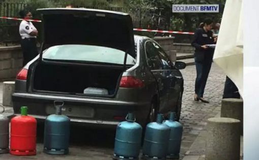 У Нотр-Дам обнаружена машина джихадиста с газовыми баллонами