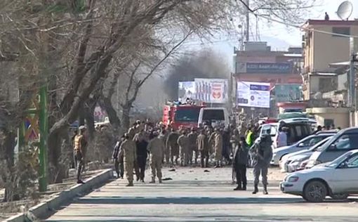 Напавшие на госпиталь в Кабуле боевики захватили заложников