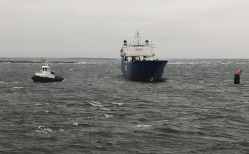 Пассажирский паром потерял управление у берегов Швеции