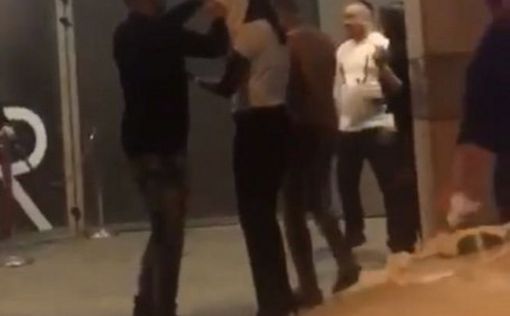 Видео: телезвезде разбили голову в тель-авивском ресторане
