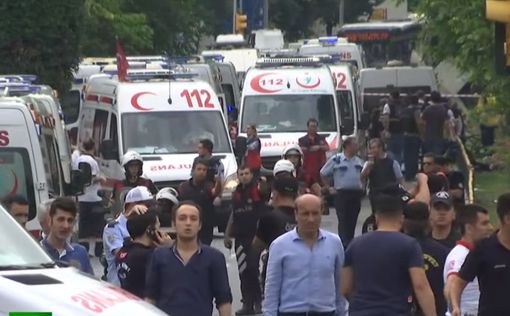 В Стамбуле неизвестный расстрелял студентов