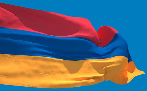 В Армении неизвестные захватили полицейский участок