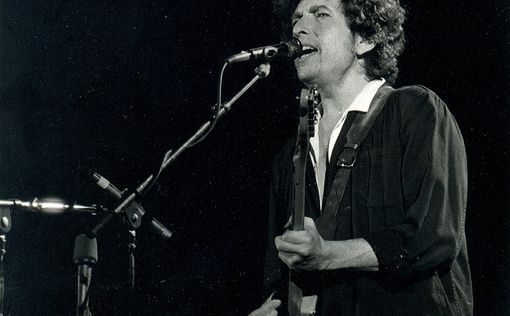 Боб Дилан заберет Нобелевскую премию в Стокгольме