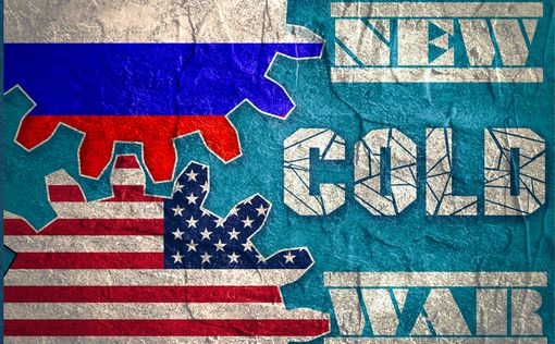 Экс-глава администрации Путина назвал холодную войну фактом