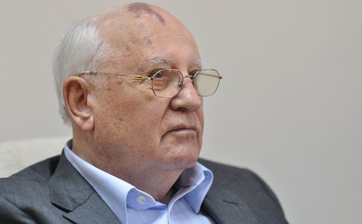 Из-за Крыма Михаилу Горбачеву запретили въезжать в Украину