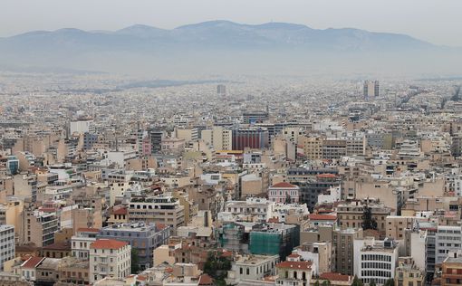 Руины и травмы: последствия мощного землетрясения в Афинах