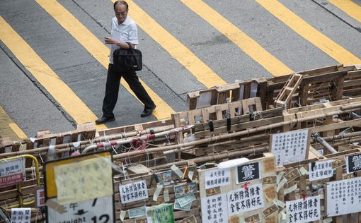 В Гонконге начались новые столкновения