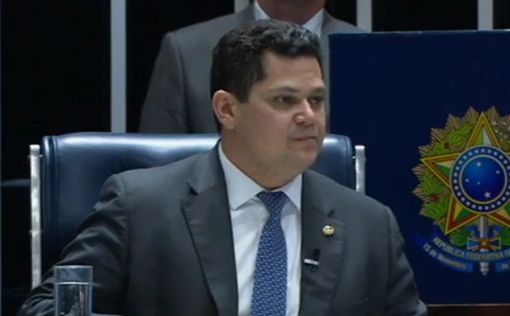 Впервые еврейский депутат избран главой сената Бразилии