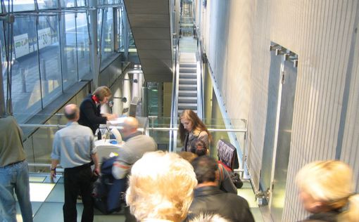 Аэропорт Кёльна эвакуируют из-за подозрительного предмета
