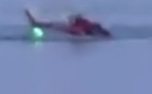 Нью-Йорк: вертолет с туристами упал в Ист Ривер