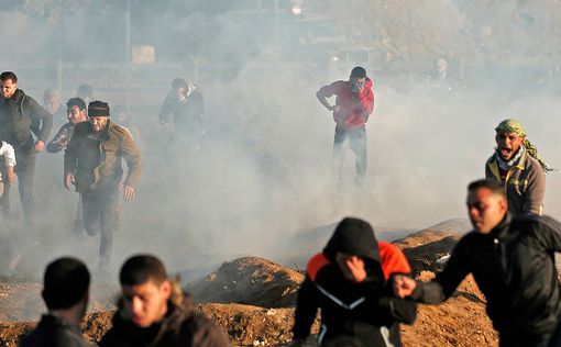 Видео: палестинцы беснуются на границе